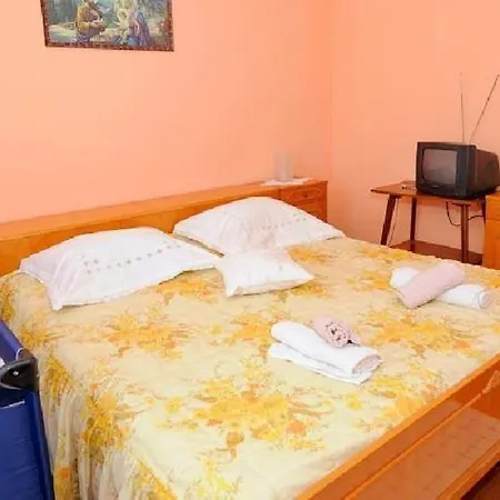Apartman In With Sea View, Terrace, Air Conditioning, Wi-fi *