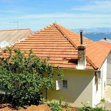Apartment In With Sea View, Terrace, Air Conditioning, Wi-fi
