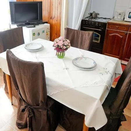 Apartman In With Sea View, Terrace, Air Conditioning, Wi-fi Kali