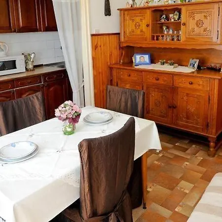 Apartment In With Sea View, Terrace, Air Conditioning, Wi-fi